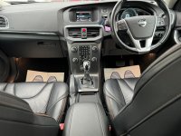 VOLVO V40 CROSS COUNTRY