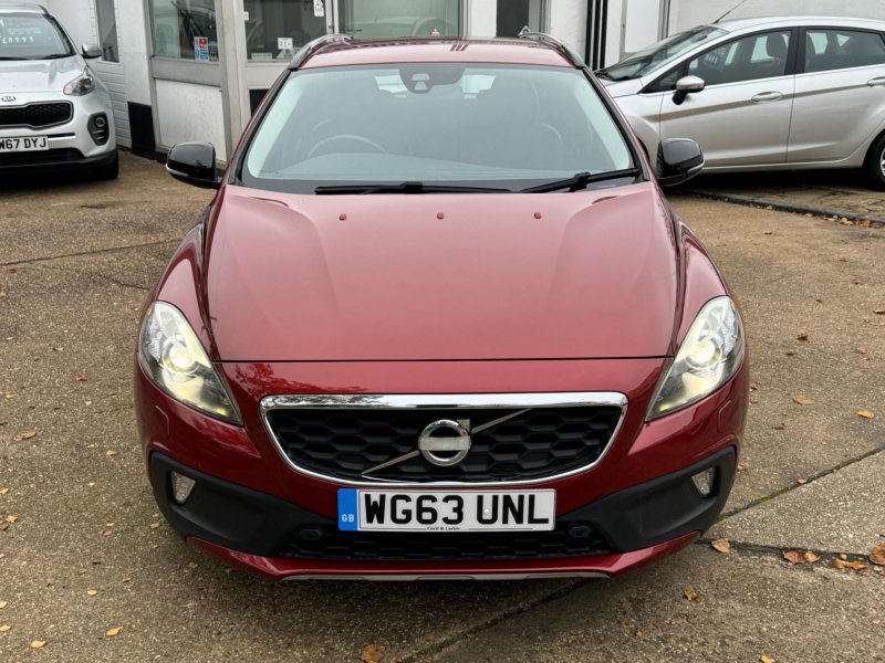VOLVO V40 CROSS COUNTRY