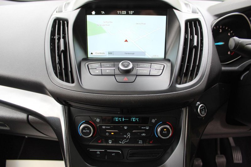 FORD KUGA