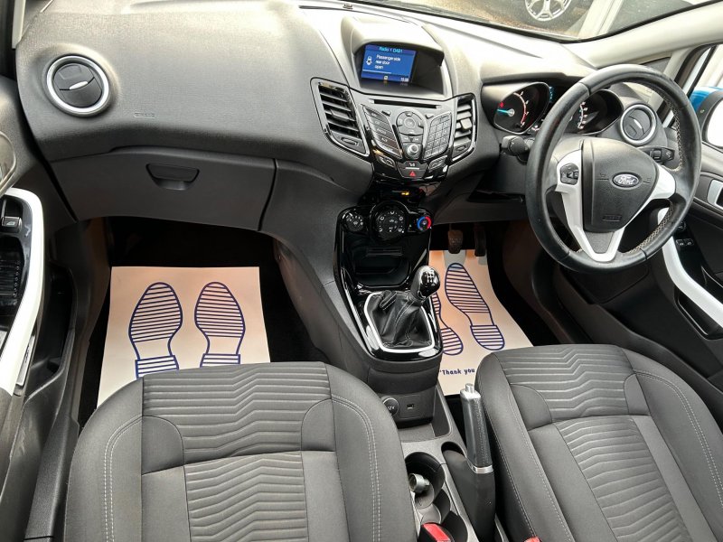 FORD FIESTA