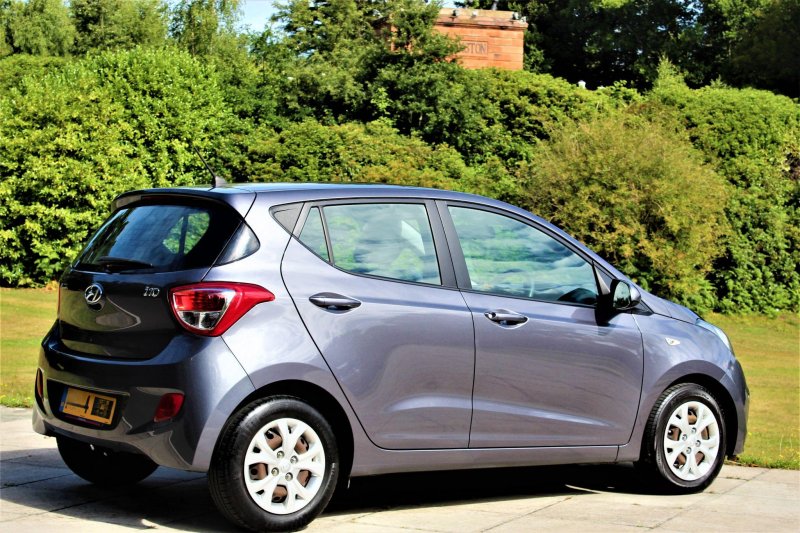 HYUNDAI I10