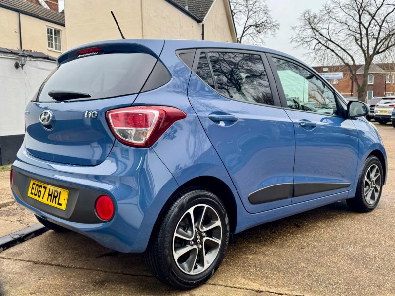 HYUNDAI I10