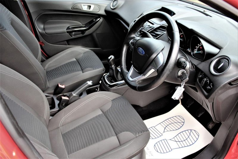 FORD FIESTA