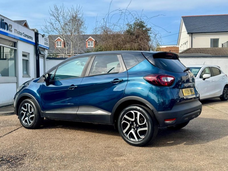 RENAULT CAPTUR