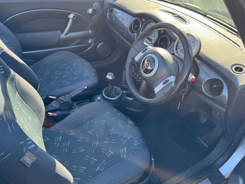 MINI CONVERTIBLE
