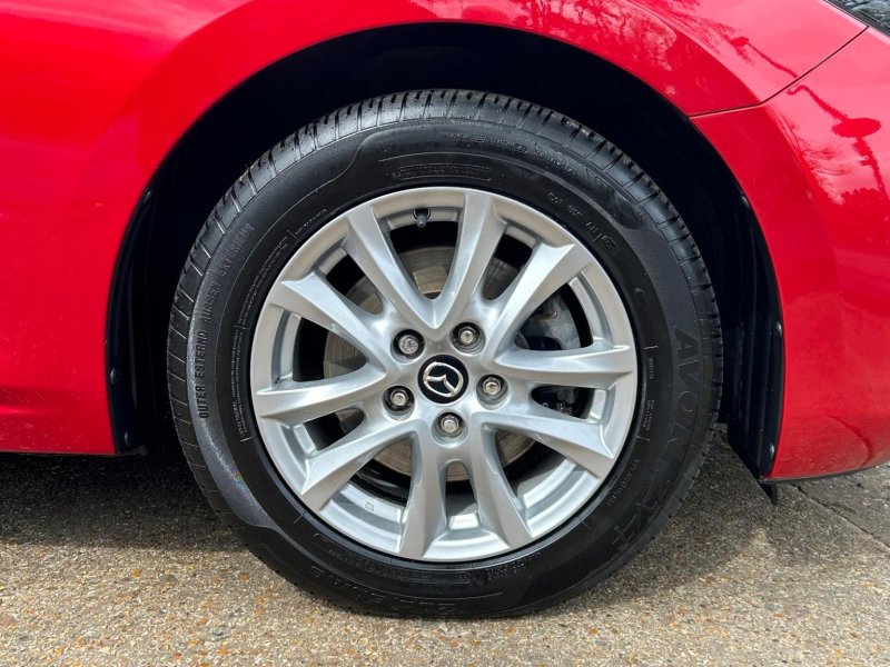 MAZDA MAZDA3