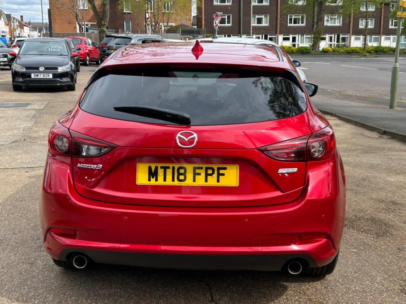 MAZDA MAZDA3