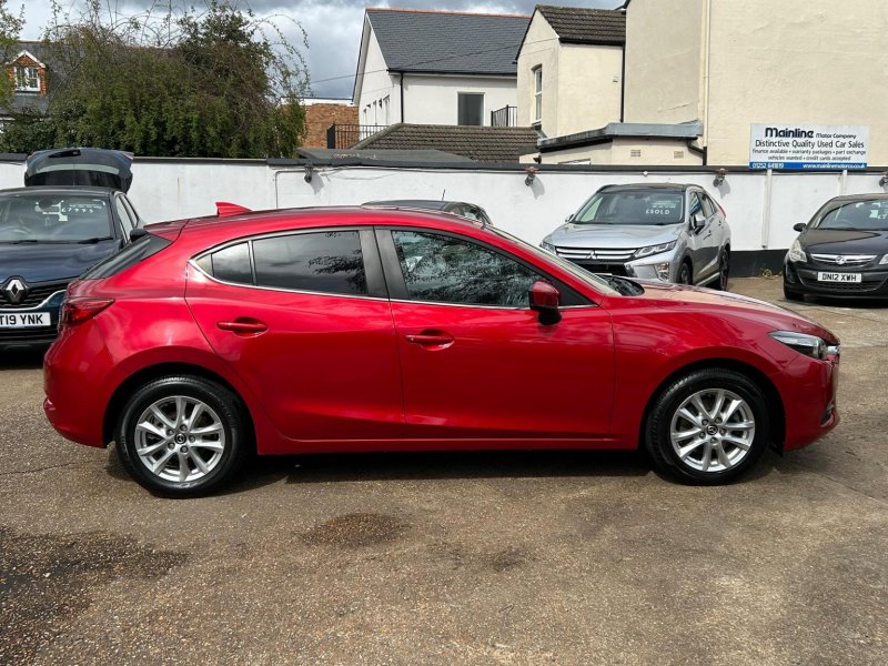 MAZDA MAZDA3
