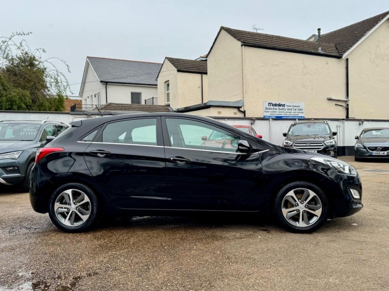 HYUNDAI I30